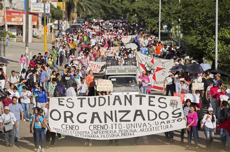  การชุมนุมของ Oaxaca Teachers: การต่อสู้เพื่อสิทธิและความยุติธรรมทางสังคม